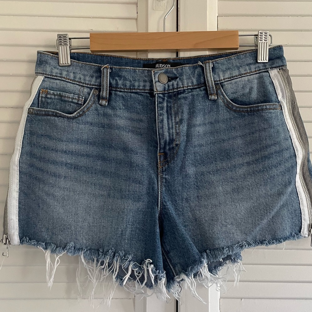 Hudson High Rise Gemma Side Zipper Denim Shorts - 27